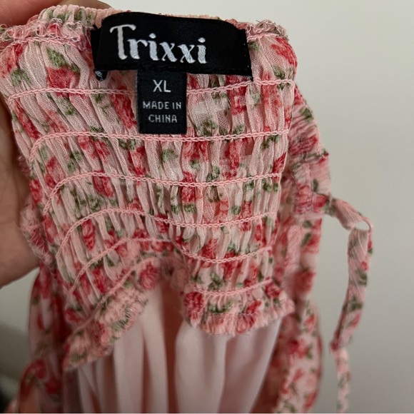 Trixxi Floral Smock Babydoll Pink Dress-Juniors Size XL-NEW WITHOUT TAGS - Picture 8 of 9